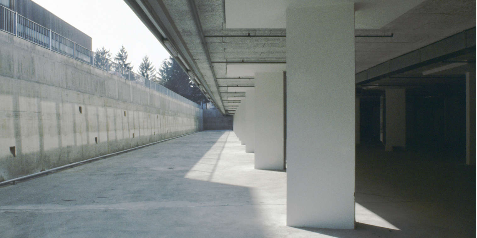 Vorfahrt und Gewerbeanlieferung