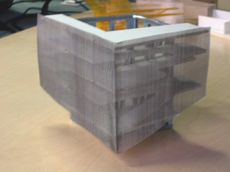 Relation between support and facade.